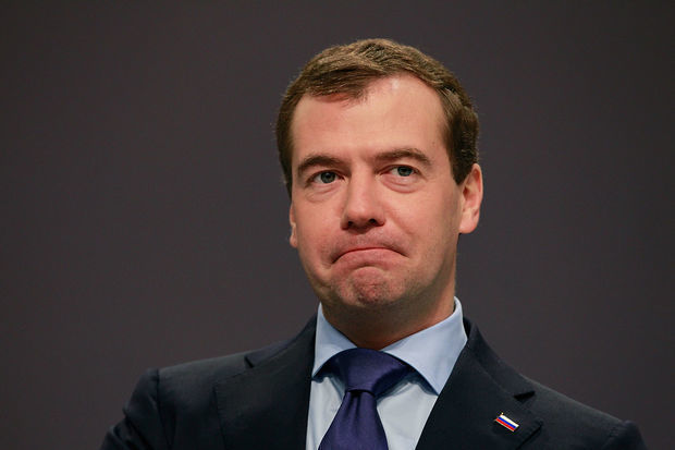 KİV: Medvedev Ermənistan rəhbərliyinin narazılığına məhəl qoymadı