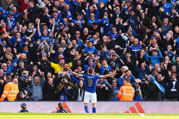 Leicester fans flog seats for £3,000: Foxes rush to cash in on title race