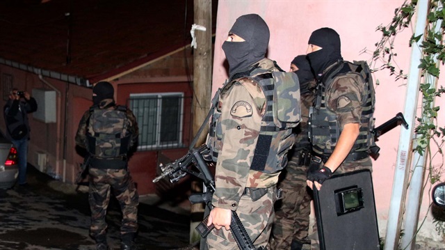 İstanbul polisi növbəti antiterror əməliyyatı keçirir
