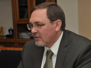 Ambassador says Russia does not equate Armenia with Azerbaijan