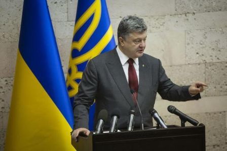 Prezident Poroşenko: “Ukraynanın suverenliyi təhlükə altındadır”