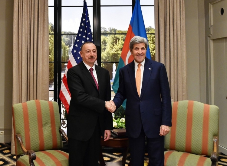 Ilham Aliyev met with John Kerry