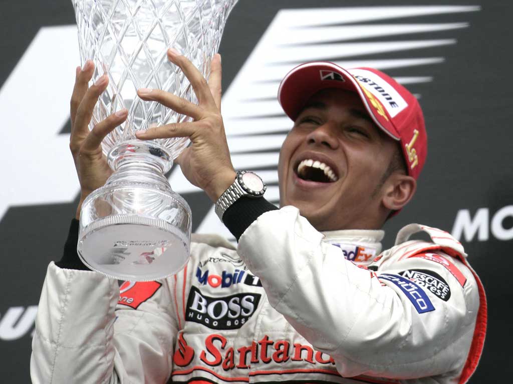 Motor racing-Hamilton leads the way in Baku practice 