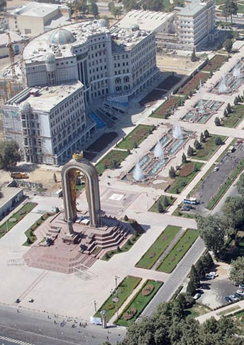 ​Tacikistanda yaxın qohumların ailə qurması qadağan edilib