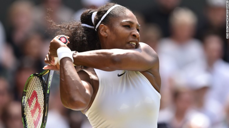 Serena strolls through Wimbledon