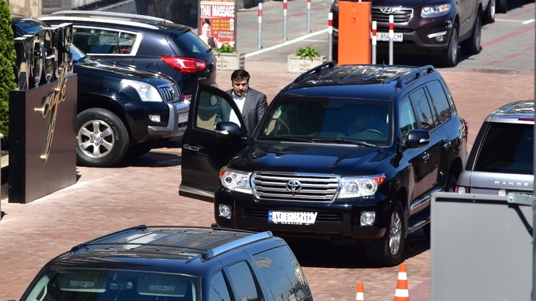 Saakaşvilinin zirehli avtomobili oğurlanıb