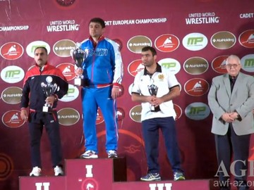 Junior Azerbaijani freestyle wrestlers rank 2nd in European Championship