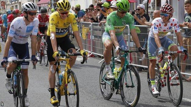 Tour de France 2016: Chris Froome completes third race victory