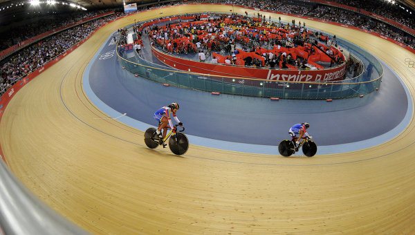 The Azerbaijani cyclist advances to the next stage at Rio Olympics