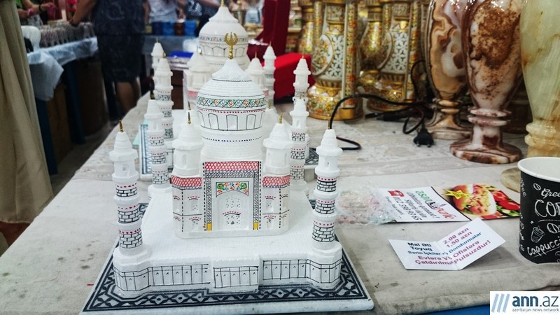 В Баку отурылась индийская выставка - ФОТО
