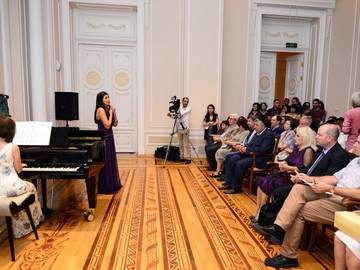 Young Israeli singers give concert in Baku