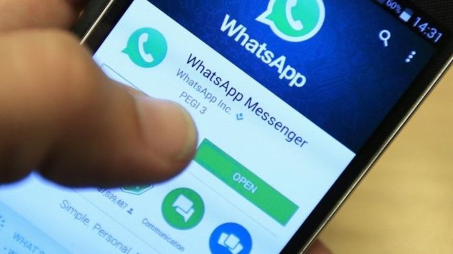 Facebook told to stop collecting German WhatsApp data