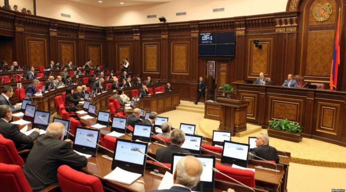 Ermənistanın milyonçu deputatları - 131 nəfərdən 16-sı