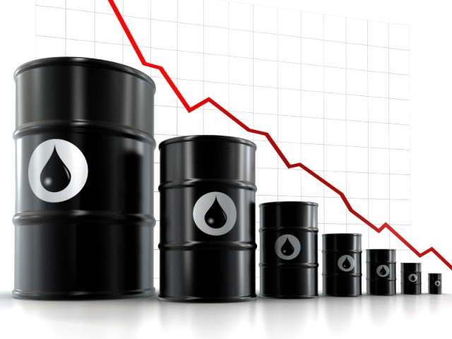 Oil down 1 percent