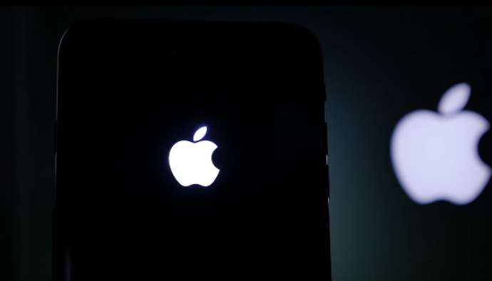 iPhone 7-də Apple loqosunu necə işıqsaçan etmək olar? - VİDEO
