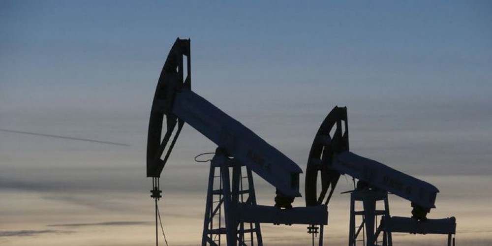 Egypt, Iraq discuss joint cooperation in oil sector