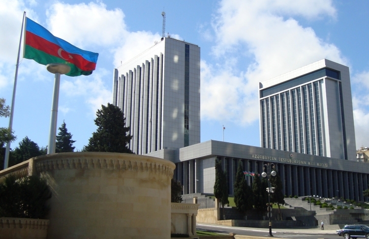 Azerbaijan offers special privileges for foreign businessmen and women planning to live and work in country