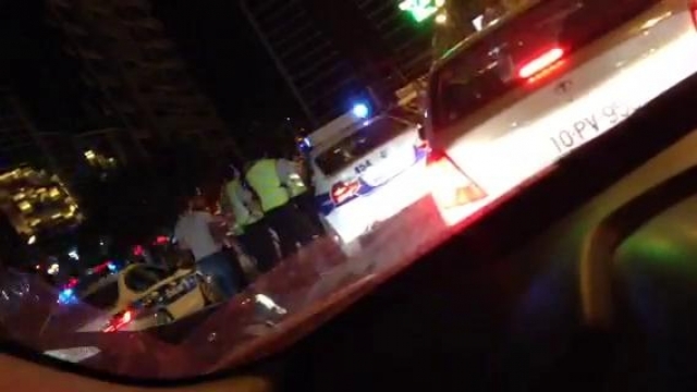 В Баку гаишники избили водителя - ФОТО
