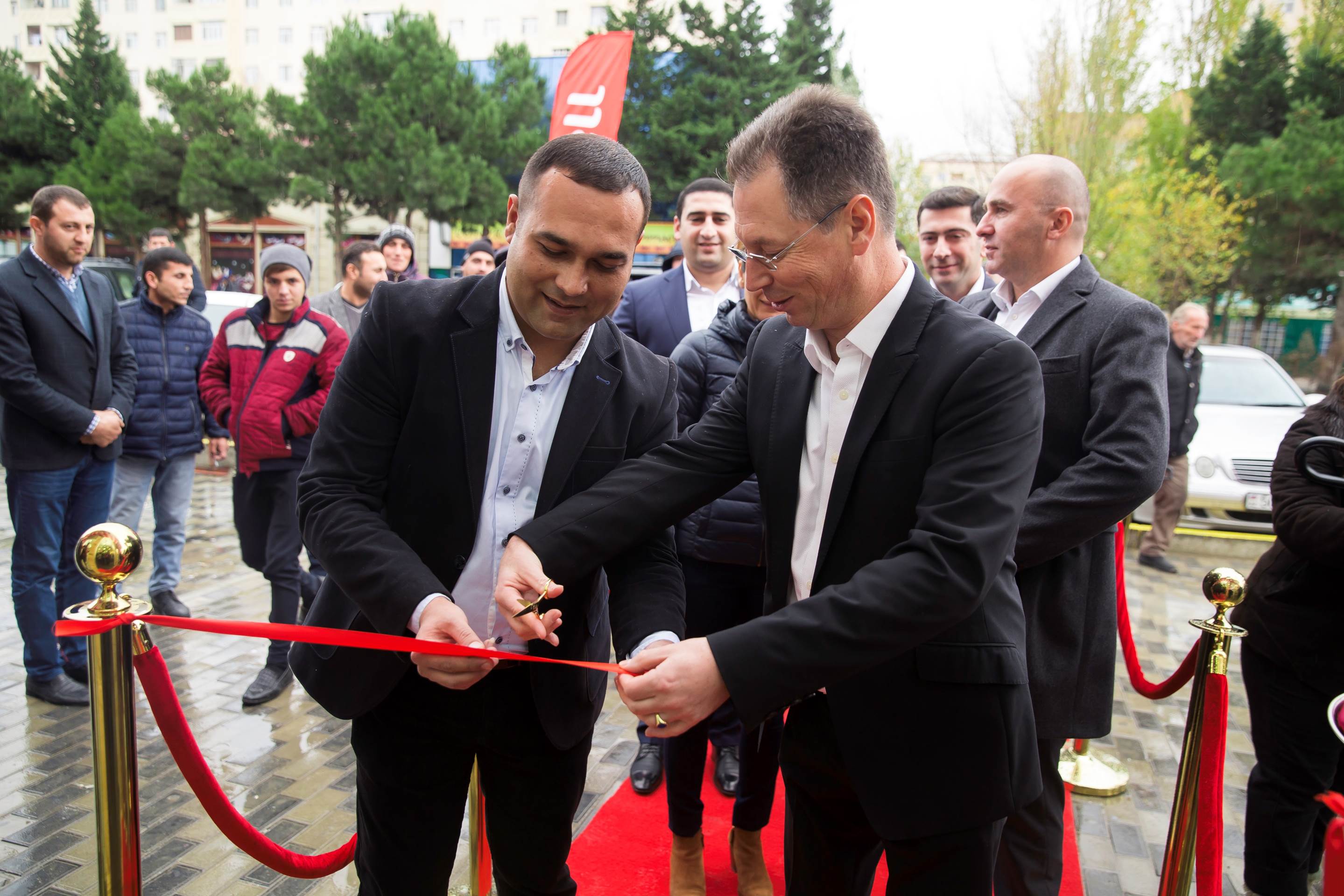 В Сумгаите открылся самый крупный BakcellIM в Азербайджане  - ФОТО
