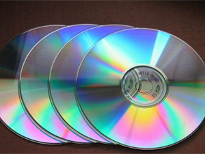 Optik disklərin tutumunun milyon dəfə artırılması texnologiyası hazırlanıb