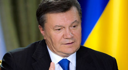 Yanukoviç vətən xaini elan edildi