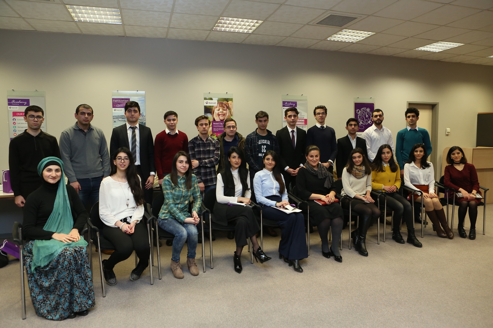 Azercell CEO meets Student Bursary Program winners