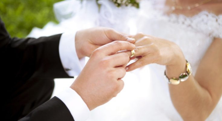 Gürcüstanda erkən nikaha daxil olmağın yaş həddi dəyişdirildi