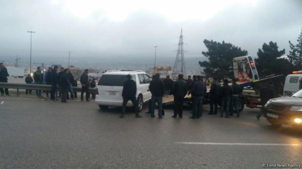 Bakı-Sumqayıt yolunda daha bir qəza - Yol bağlandı - FOTO