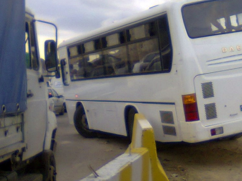 Bakıda sərnişin avtobusu qəzaya uğradı