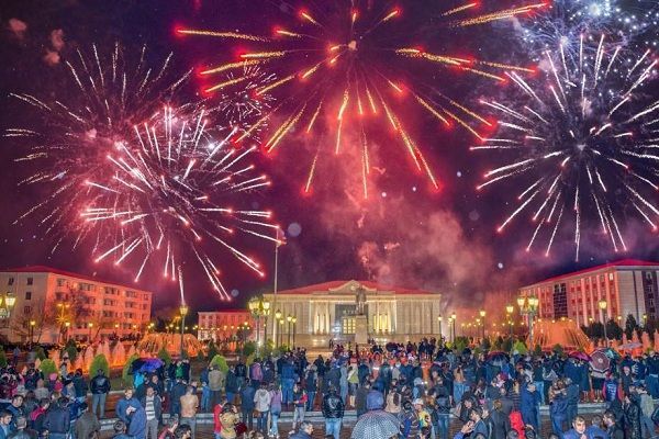 İslamiadanın açılışı ilə bağlı bəzi məqamlar