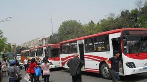 Bakıda şərnişin avtobusun açıq qapısından yıxılaraq ölüb