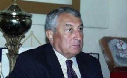 Fuad Musayev vəfat edib