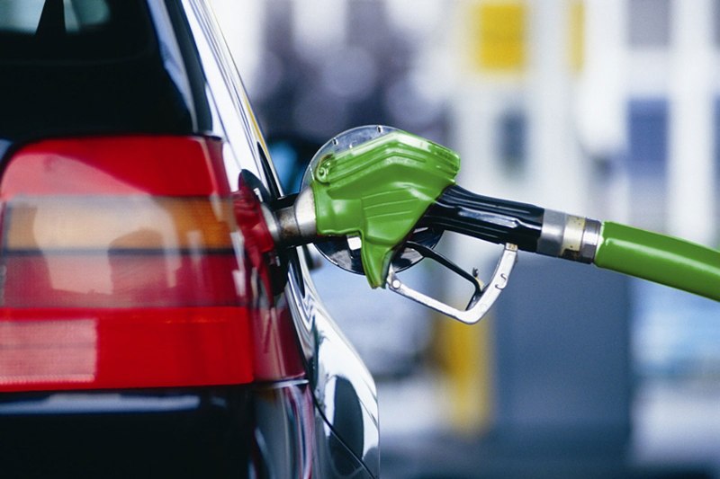Госкомитет: Поступают жалобы на качество бензина