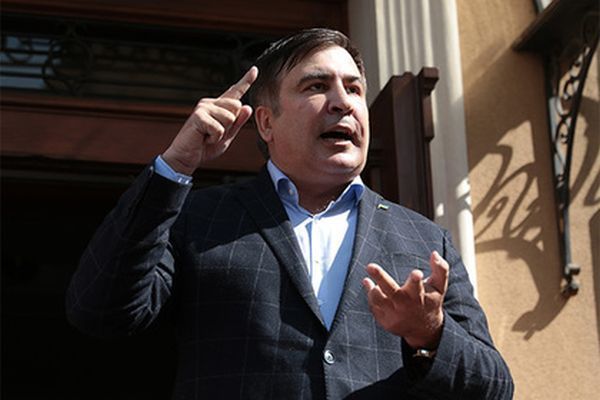 Саакашвили отстранил собственного пресс-секретаря за антисемитизм