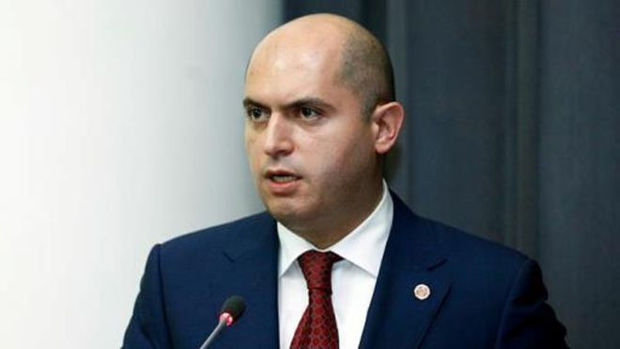 Армянский депутат: Мы не должны обсуждать войну