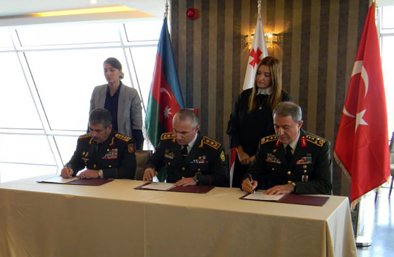 Ordu rəhbərləri Tbilisidə protokol imzaladılar