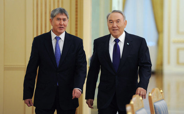 Атамбаев извинился перед Назарбаевым