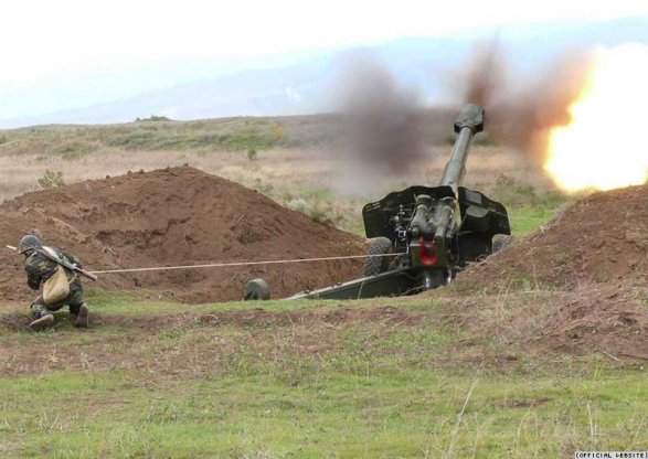 Азербайджанская армия применила артиллерию? 