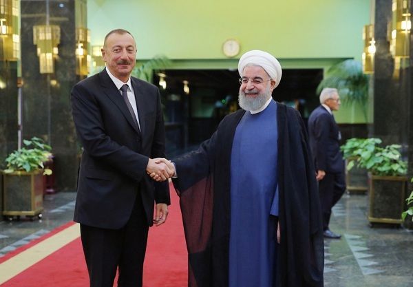 Azərbaycan və İran prezidentləri görüşdü