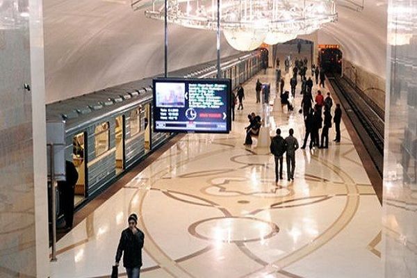 Polis metroda əməliyyat keçirdi