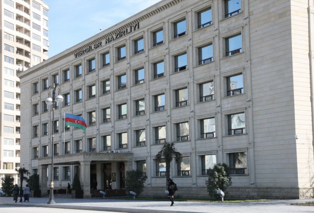Еще 6 иностранных компаний покидают Азербайджан