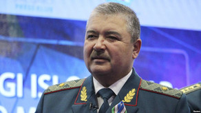 Министр обороны Узбекистана  в Азербайджанe