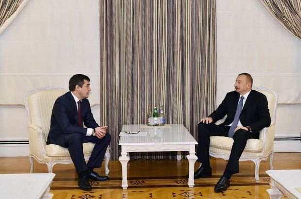 Ильхам Алиев принял вице-премьера Узбекистана