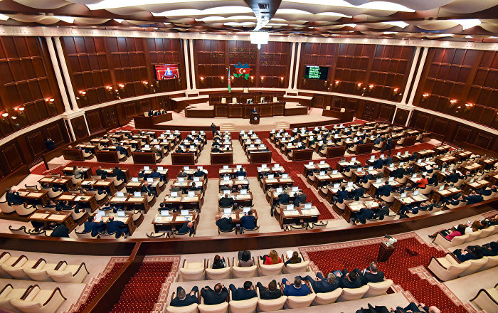 В парламенте  обсуждают бюджет на 18г