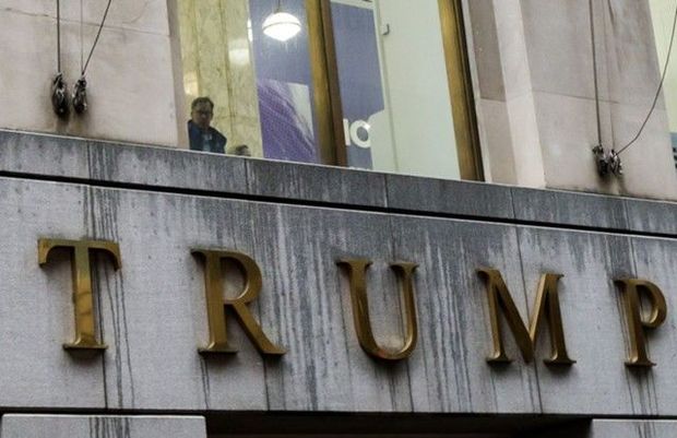 Компания Трампа продает отель в Нью-Йорке