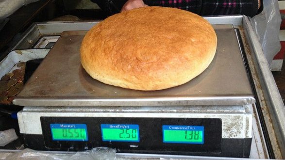 В Азербайджане снизили цены на хлеб 