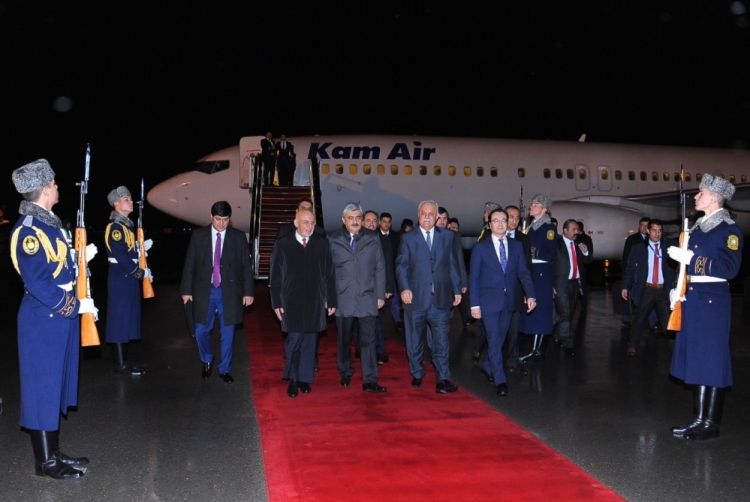 Президент Афганистана приехал в Азербайджан