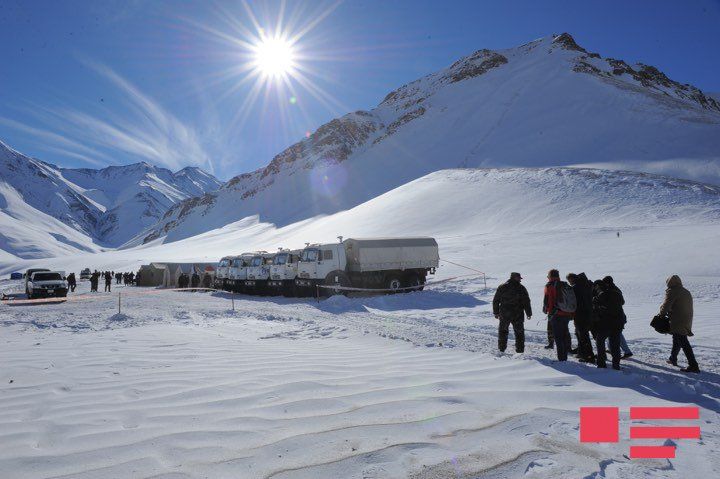 Alpinistlərin axtarışı ilə bağlı müşavirə keçirilir