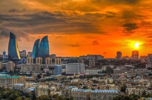 Синоптики: В Баку ожидается 7 градусов тепла