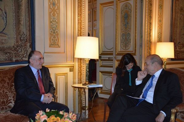 Встретились главы МИД Азербайджана и Франции 